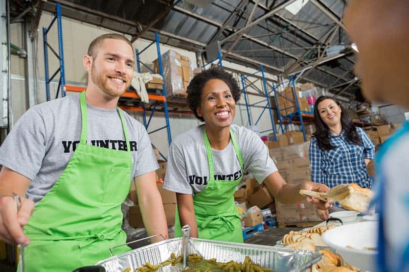 How to Connect with Your Community by Volunteering